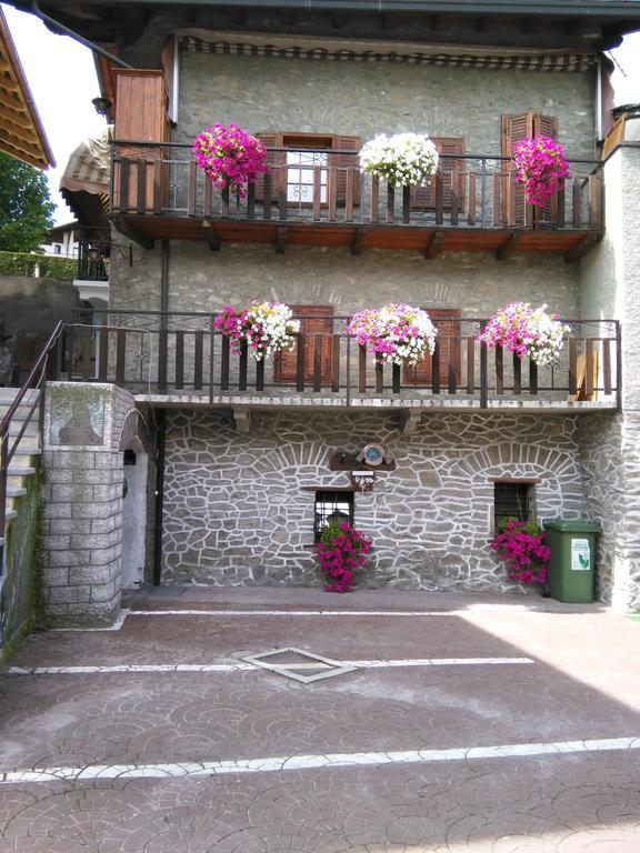 B&B La Vieille Meison De Pappa Sarre Zewnętrze zdjęcie